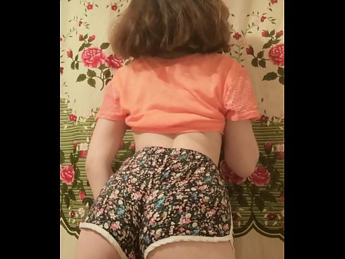 ❤️ Sexy junges Babe zieht ihre Shorts vor der Kamera aus ❤️ Anal porn bei porn de.28films.ru ❌